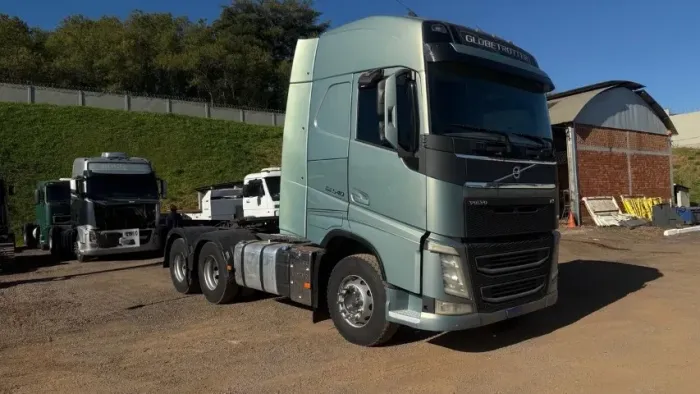 Volvo Fh 540 6x4 traçado ano 2016 Cavalo mecânico