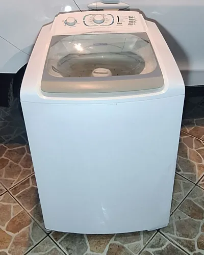 Vendo máquina de lavar Electrolux 15kg