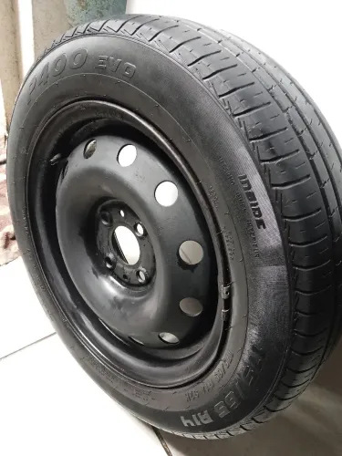 Aro  14  com pneu aro original fiat 