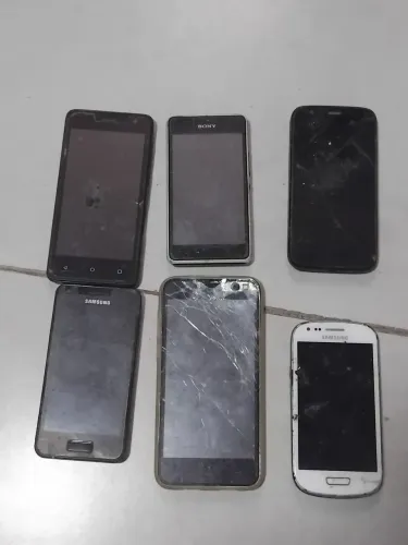 Celulares apenas para retirada de peças