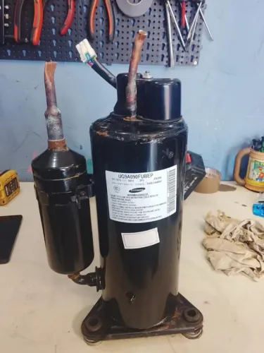 Compressor Rotativo 9000 Samsung Ug9a090fubep