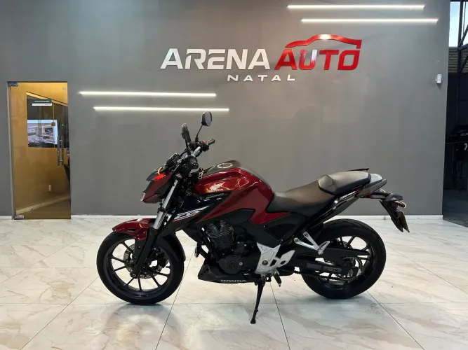 CB 300F TWISTER FLEX VERMELHA 2025/2025