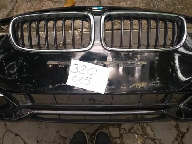 Parachoque dianteiro BMW 320 14 completo