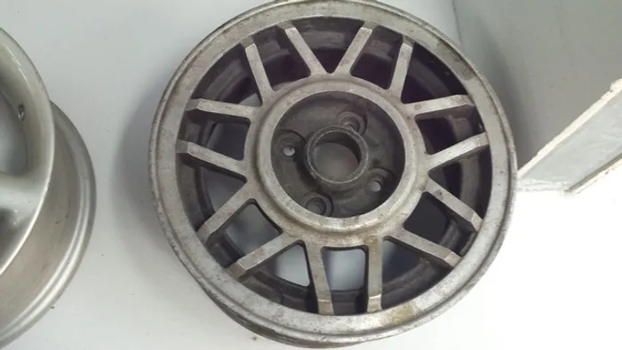 Roda aro 13 snowflake preta com diamantado vw gol 4x100 jogo