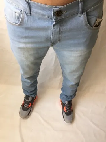 Calça jeans masculina com elastano skinny