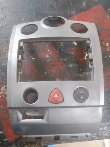 Moldura do radio Renault Megane ar digital 