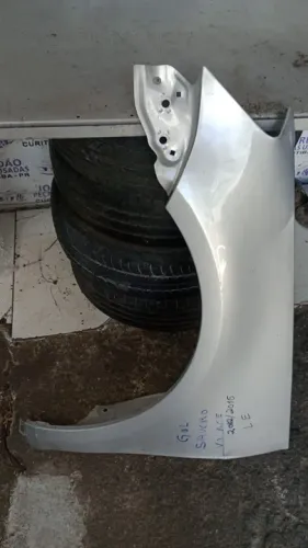 Paralama Gol G6 lado esquerdo com pequeno reparo 