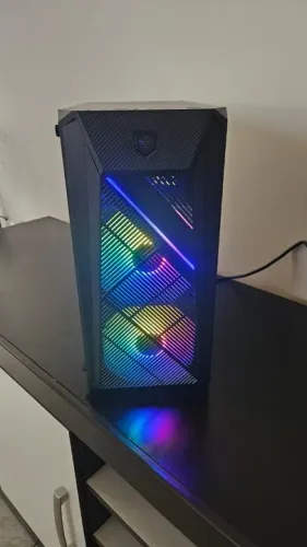 PC Montado i5 8400 + 16gb + M2 240gb