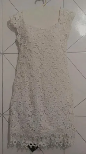Vestido de renda branco