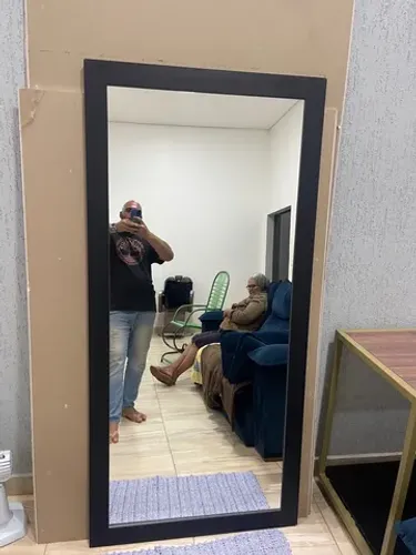 espelho com moldura preta 190 X 90.