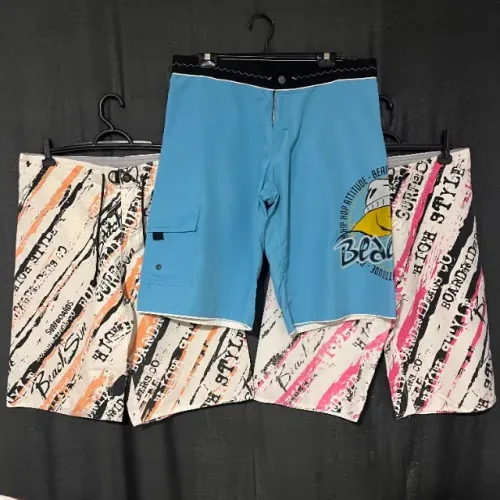 Lote com 3 bermudas tamanho  44