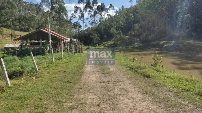 Excelente terreno com 582 mil m², Brilhante, Itajaí