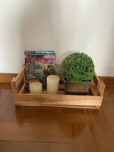 Caixa de madeira rústica para decoração