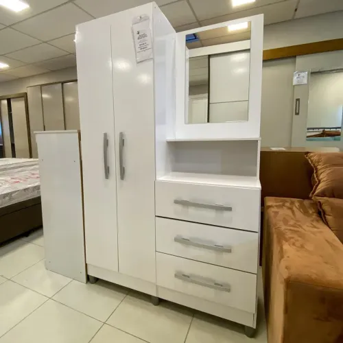 Guarda-Roupa Branco com Espelho e Gavetas