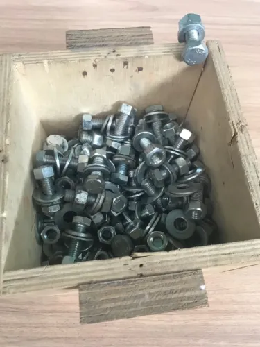 Parafusos para treliça? Box truss  $250,