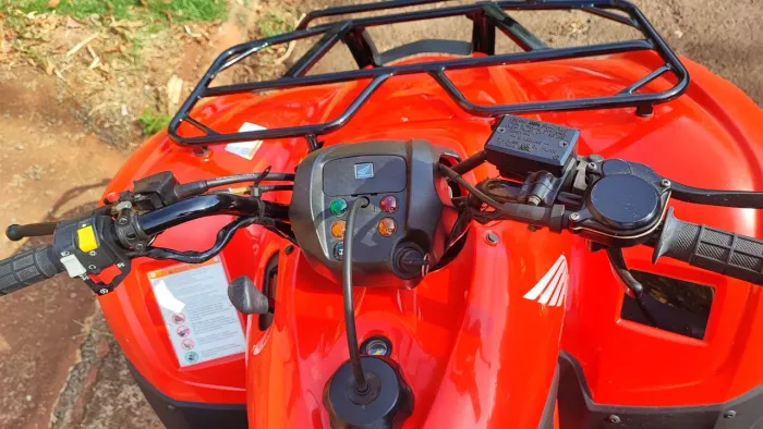 Quadriciclo fourtrax 4x4