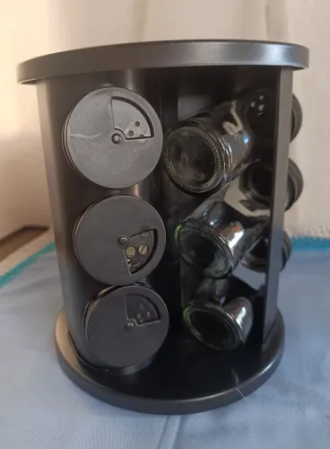 Porta tempero giratório com 10 potes de vidro 