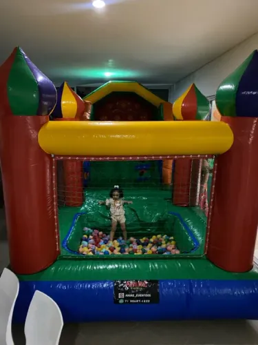 Tobogã com piscina