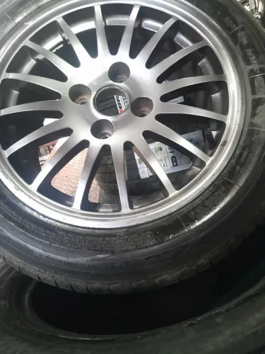 Rodas de liga leve aro 15 Citroën Peugeot Ford 1677 reais * 