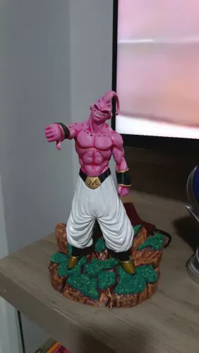 Figura Majin Boo Dragon Ball Z