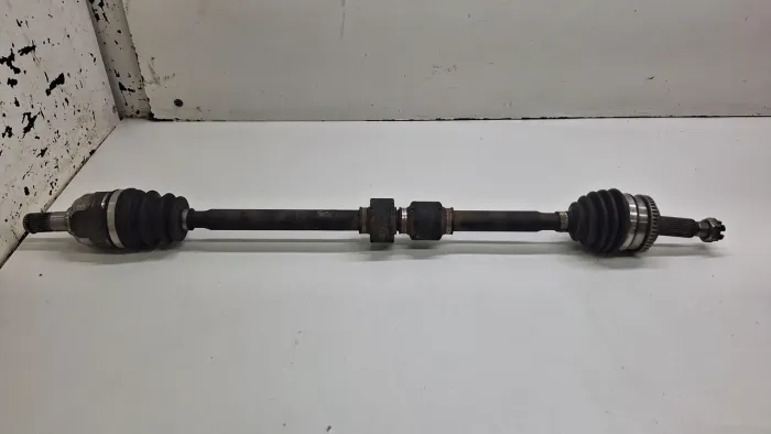 Homocinética Lado Direito Hyundai I30 2.0 Sw 2010 / 2011