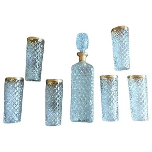 Conjunto de Garrafa e Copos em Cristal Lapidado com Detalhes Dourados Vintage