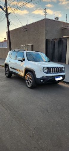 Imagem de Jeep Renegade 4x4 Turbo Diesel