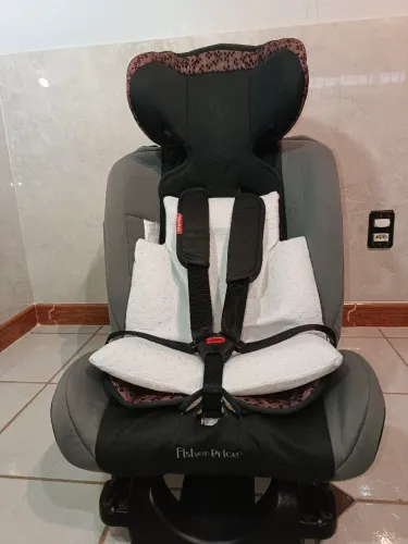 Cadeirinha Fisher Price - Usada, em bom estado
