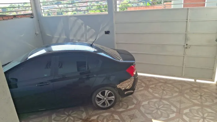 Casa em comunidade na Nova Cidade