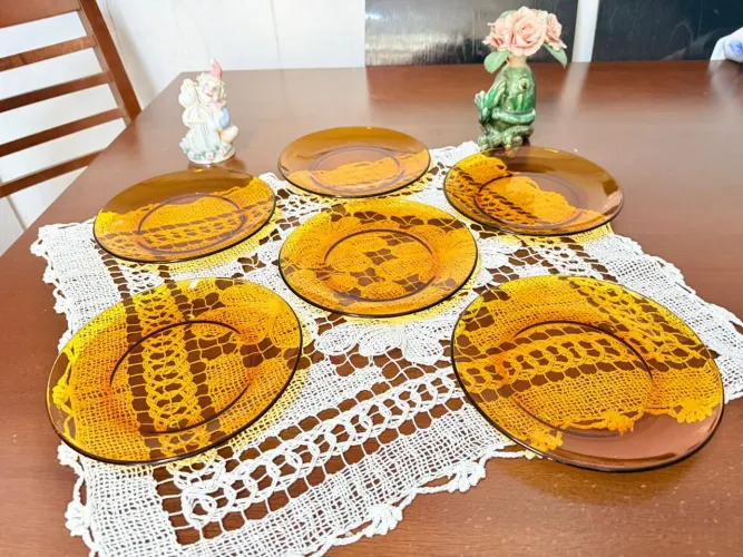 Antigo jogo de 6 pratos de bolo Duralex 