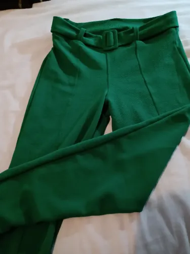 Calça verde - tamanho GG