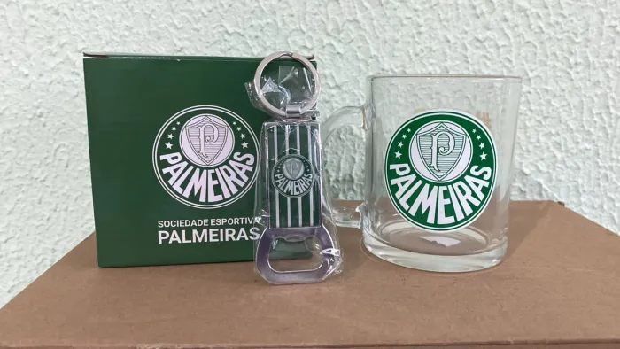 CANECA DE VIDRO COM CHAVEIRO OFICIAL DO PALMEIRAS
