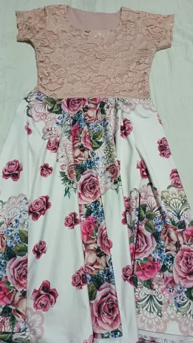 Vestido floral elegante