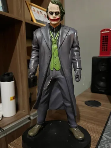 Estatua Coringa (Coringa do Heath Ledger)