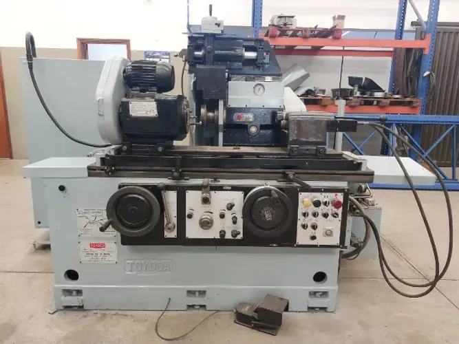 Retífica cilíndrica TOYODA GOP 32x50
