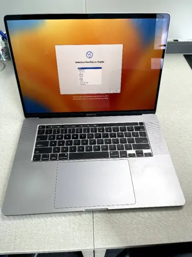 MacBook Pro A2141