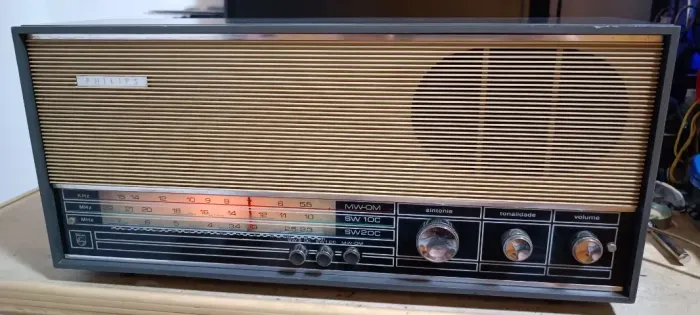 Rádio Philips Modelo Tropicalizado 