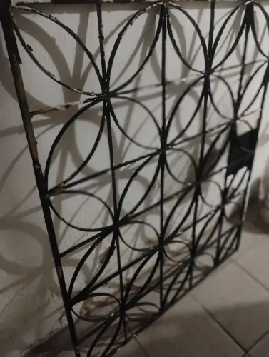 Grade de ferro para  janela. 200,00 , 1.14 x 96 cm