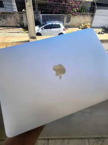 Macbook Pro 2017 i5
