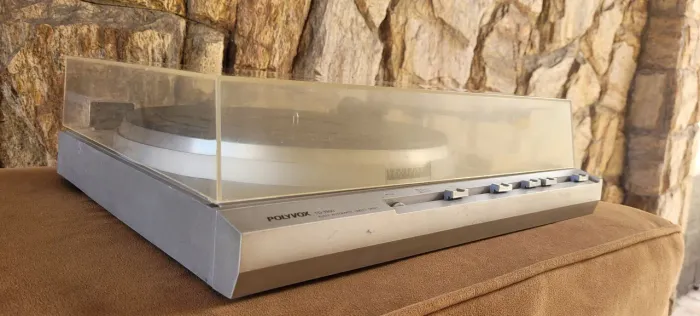 Toca discos Polyvox TD 3900