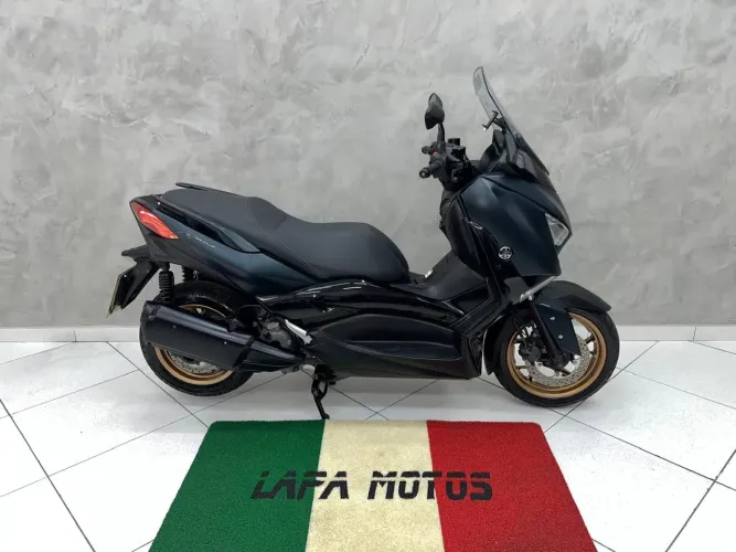 X Max 250