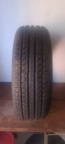 Vendo pneu