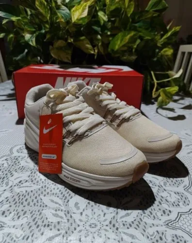 Tênis Nike Novo Cor Off White