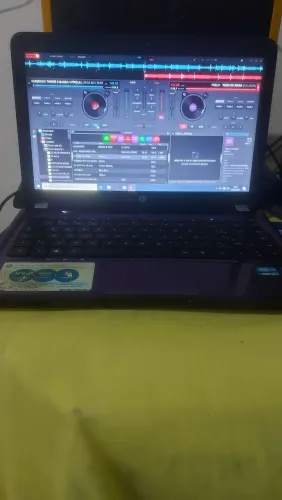 Notebook HP core i3 leia