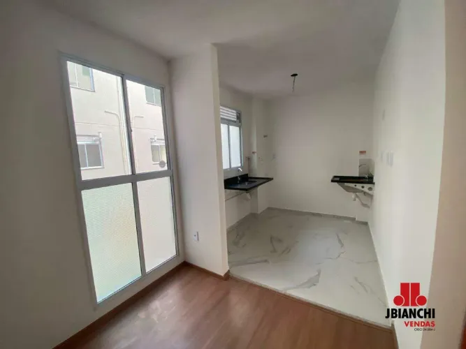 Impecável e Pronto para Morar! Apê de 2 Dorms com Acabamento Moderno no Residencial Mazare