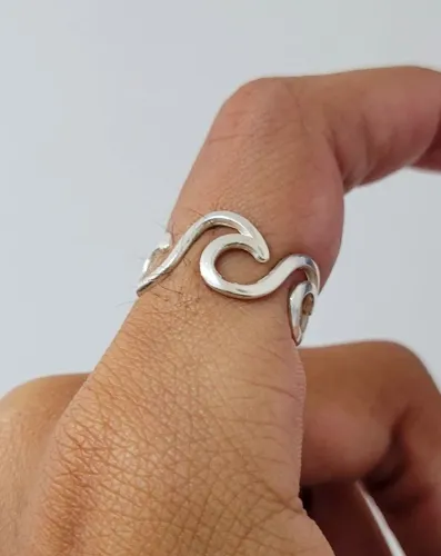 2 5 % O F F ! Anel Ondas Prata 925