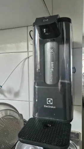 Filtro de água elétrico