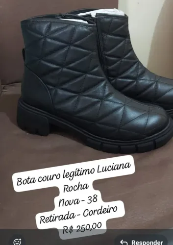 Bota preta de couro, nova, Luciana Rocha - Oportunidade 