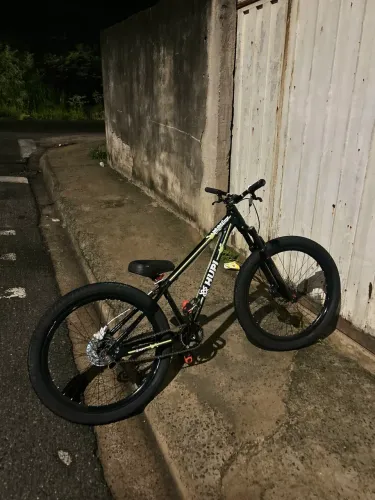vem na bike hupi whistler 2025 zera
