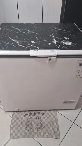 Vendo uma freezer e uma geladeira marca consul semi-nova